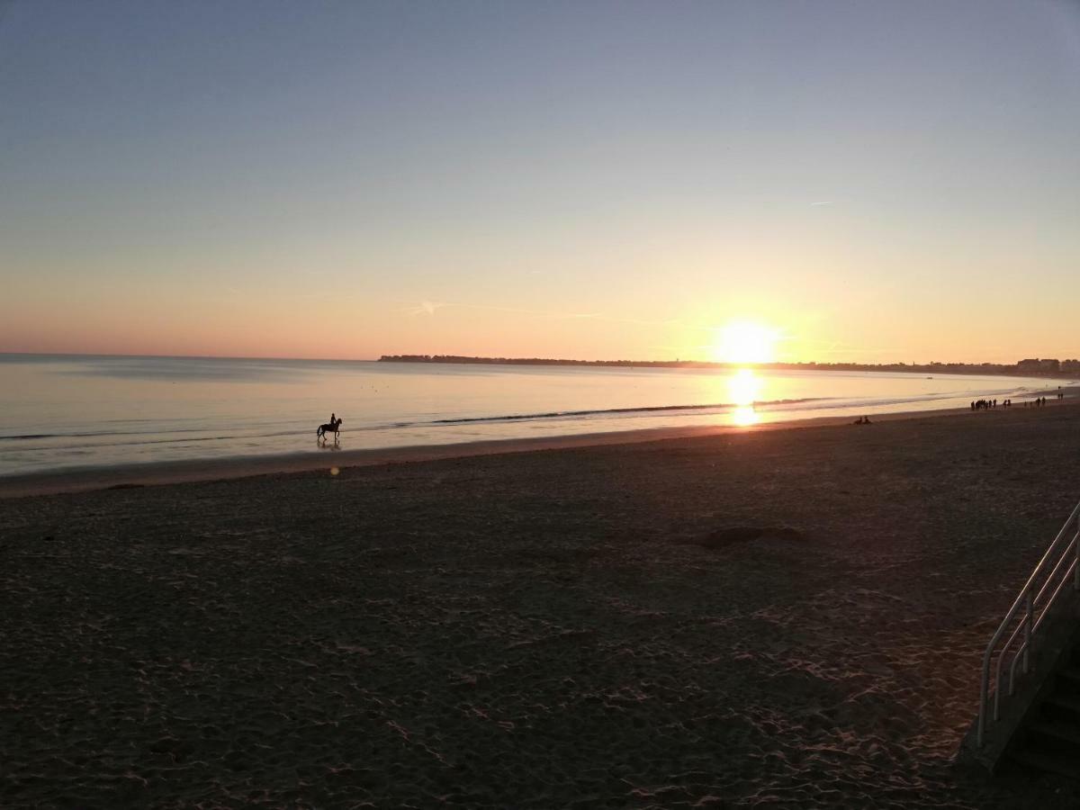 Le Studio Gallieni, Face Mer, Vous Accueille En Ete Comme En Hiver! Pornichet Bagian luar foto